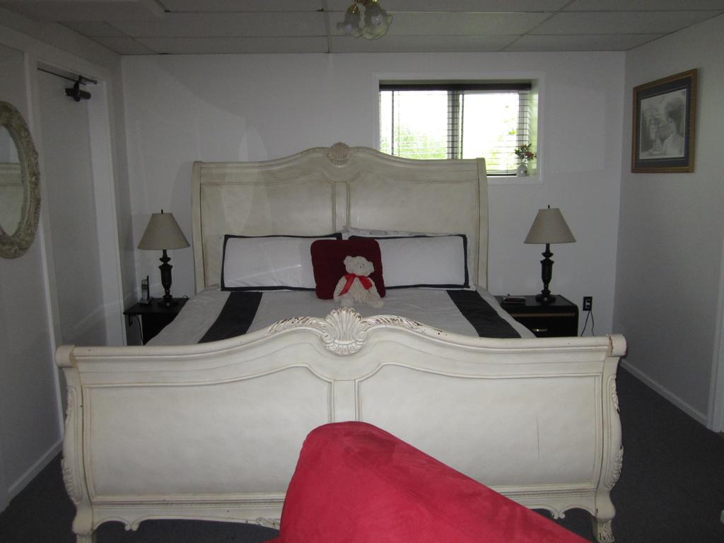 Casey'S Bed & Breakfast Whitehorse Phòng bức ảnh